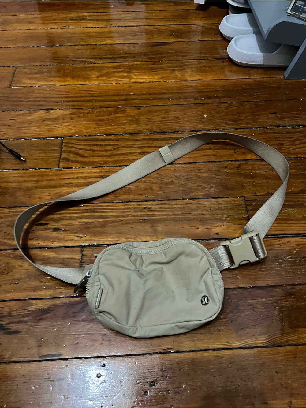 lululemon beige belt bag